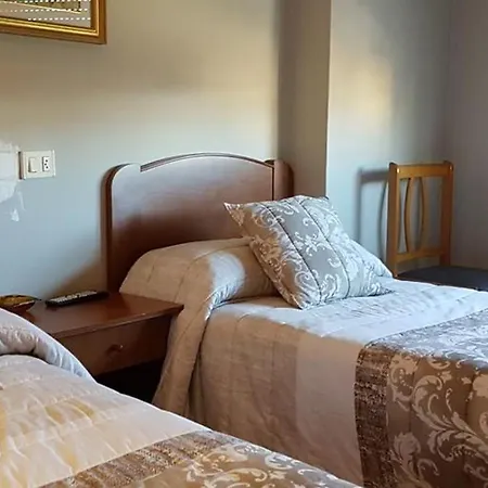 Πανσιόν Galicia Arteixo