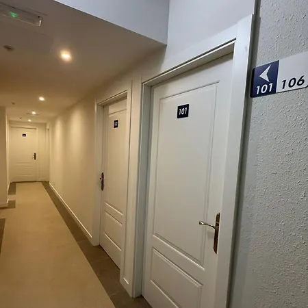 Galicia Πανσιόν Arteixo